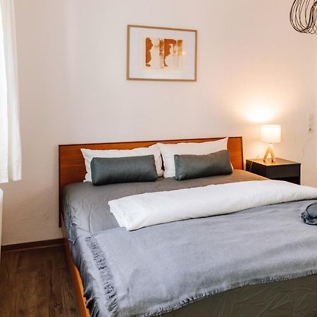 Alles Neu: 1-Zi Zentral Am Exerzierpl. 24H-Checkin Kiel Esterno foto